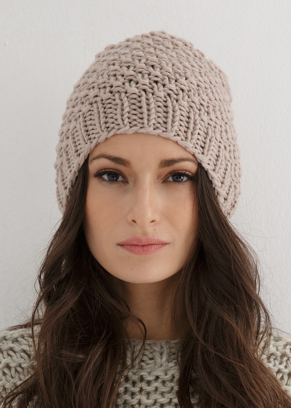 An easy ribbed beanie knit pattern – Through the Stitch
