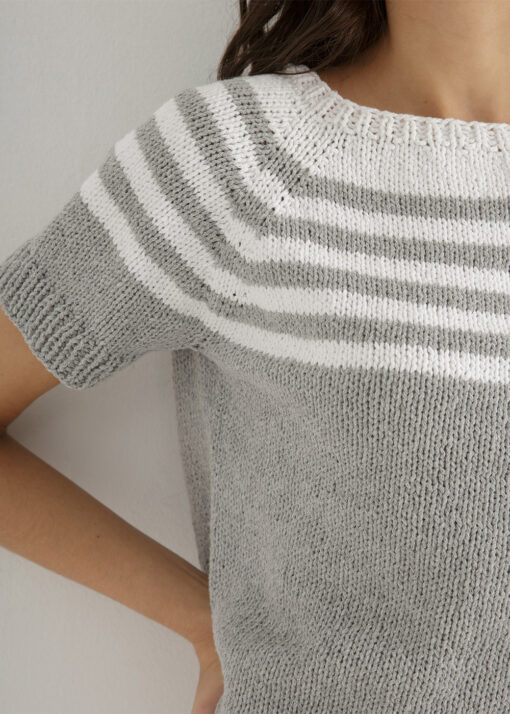 Top-down striped knit pattern