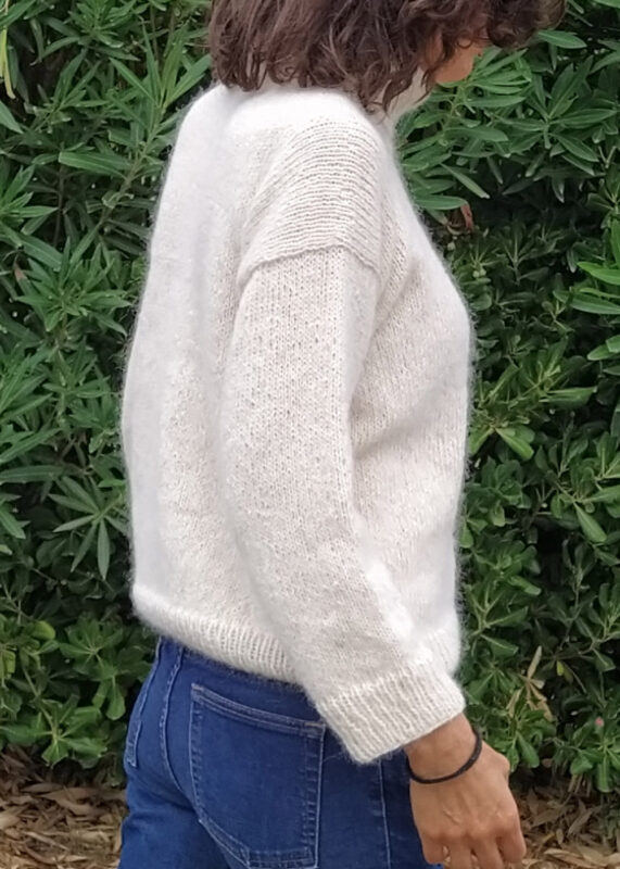Sweater Knitting Pattern easy and amazing – Through the Stitch